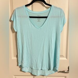 George V-Neck Women's Short Sleeve High-Lo Tee, Teal Blue, Sz Small